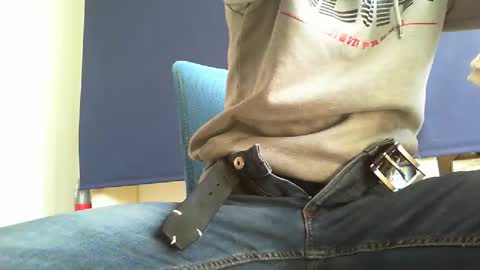 Snapshot of mike85bg chatting on 02-05-25, 09:25 mike85bg online show from 02-05-25, 09:25