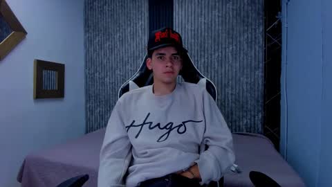 Mike 0233 online show from 11-26-25, 05:08