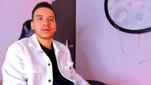 Mike  online show from 11-11-25, 11:43