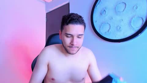 Mike  online show from 12-22-25, 12:02