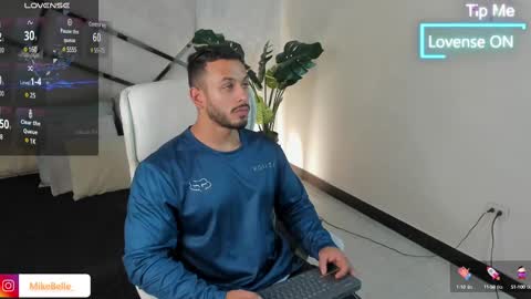 Mike Belle online show from 02-11-25, 07:59