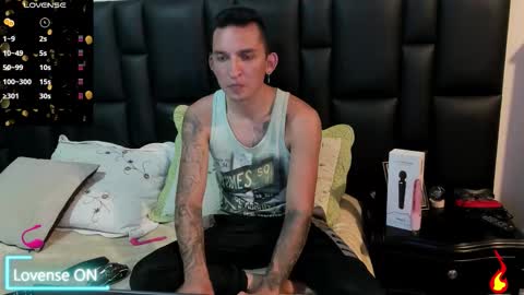 Snapshot of mike_bennet chatting on 03-07-26, 10:18 Mike Bennet Make me Cum Please online show from 03-07-26, 10:18