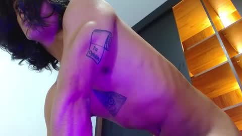 Snapshot of mike_d1030 chatting on 11-28-25, 10:01 mike_d1030 online show from 11-28-25, 10:01