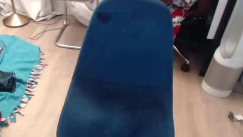 Snapshot of mike_davis44444 chatting on 12-14-24, 01:28 mike_davis44444 online show from 12-14-24, 01:28