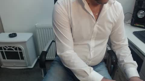 Snapshot of mike_master30 chatting on 12-22-24, 08:38 MikeMaster online show from 12-22-24, 08:38