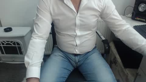 MikeMaster online show from 12-22-24, 03:55