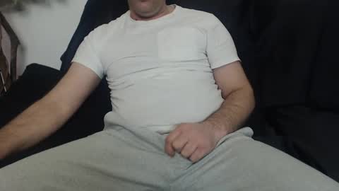 Snapshot of mike_master30 chatting on 02-08-25, 09:03 MikeMaster online show from 02-08-25, 09:03