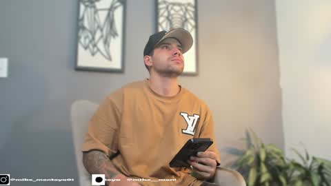 Mike Montoya online show from 02-02-25, 02:17