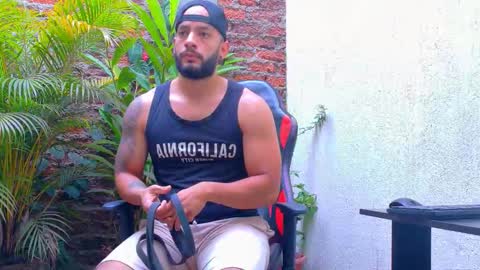 Snapshot of mike_savage3 chatting on 11-23-25, 12:38 Mike online show from 11-23-25, 12:38