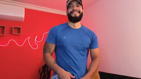 Snapshot of mike_savage3 chatting on 01-07-26, 12:18 Mike online show from 01-07-26, 12:18