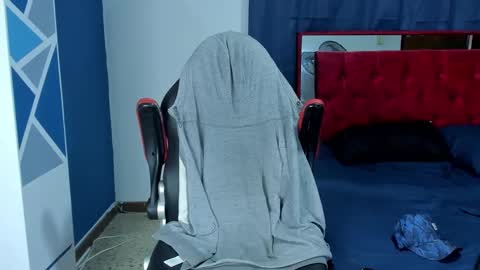 mike_shelby21 online show from 01-07-25, 03:46