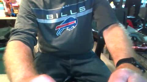 Snapshot of mikeb3200 chatting on 01-17-26, 06:11 mikeb3200 online show from 01-17-26, 06:11