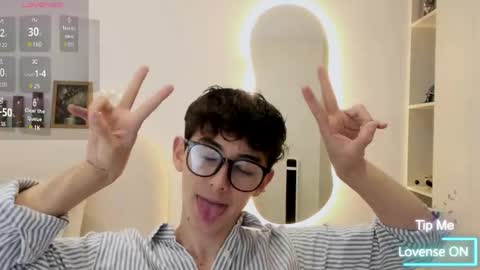 Mikebelf4 online show from 04-13-26, 05:51