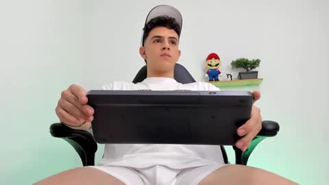 Snapshot of mikecooper_ chatting on 02-03-26, 01:15 Mike Cooper online show from 02-03-26, 01:15