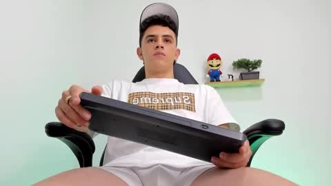 Snapshot of mikecooper_ chatting on 02-03-26, 06:22 Mike Cooper online show from 02-03-26, 06:22