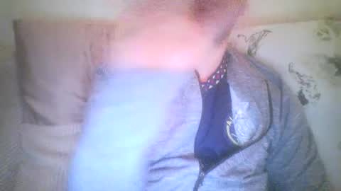 Snapshot of mikehockishuge9 chatting on 01-05-25, 10:08 mikehockishuge9 online show from 01-05-25, 10:08