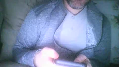 Snapshot of mikehockishuge9 chatting on 01-07-25, 04:05 mikehockishuge9 online show from 01-07-25, 04:05