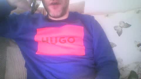 Snapshot of mikehockishuge9 chatting on 02-02-25, 10:35 mikehockishuge9 online show from 02-02-25, 10:35