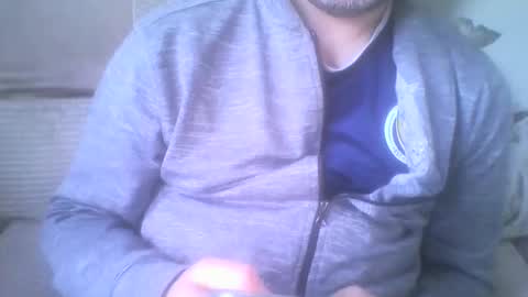 Snapshot of mikehockishuge9 chatting on 01-18-26, 02:54 mikehockishuge9 online show from 01-18-26, 02:54