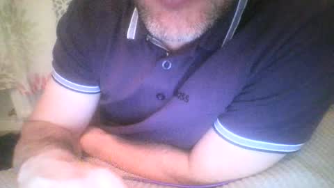 Snapshot of mikehockishuge9 chatting on 07-05-26, 12:28 mikehockishuge9 online show from 07-05-26, 12:28
