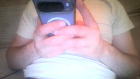 Snapshot of mikehockishuge9 chatting on 07-11-26, 10:55 mikehockishuge9 online show from 07-11-26, 10:55