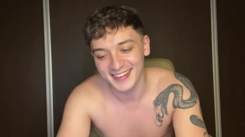 Snapshot of mikelaur chatting on 03-05-25, 07:27 MikeLaur online show from 03-05-25, 07:27