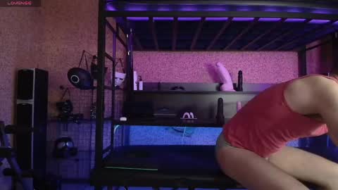 Mikeee online show from 05-26-26, 06:31