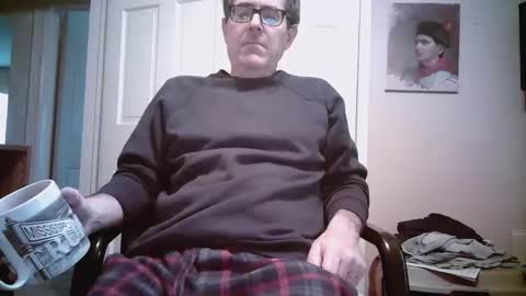 Snapshot of mikewulds chatting on 04-25-26, 12:30 Mike online show from 04-25-26, 12:30
