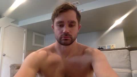Snapshot of mikey03030303 chatting on 02-07-25, 02:47 versaboy online show from 02-07-25, 02:47