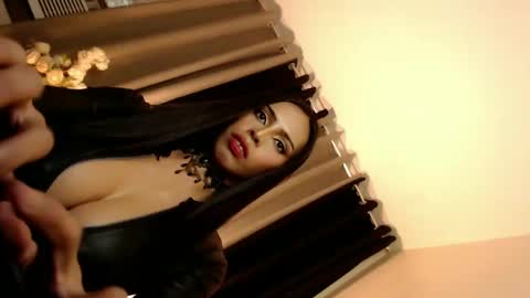 Snapshot of mikeyalawi03 chatting on 02-17-25, 07:53 Mistress MikeyAlawi online show from 02-17-25, 07:53
