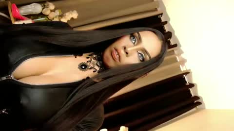 Snapshot of mikeyalawi03 chatting on 02-28-25, 02:31 Mistress MikeyAlawi online show from 02-28-25, 02:31