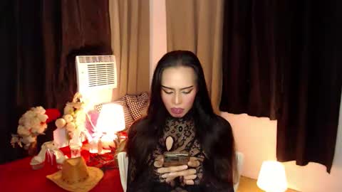 Snapshot of mikeyalawi03 chatting on 10-11-25, 06:12 Mistress MikeyAlawi online show from 10-11-25, 06:12