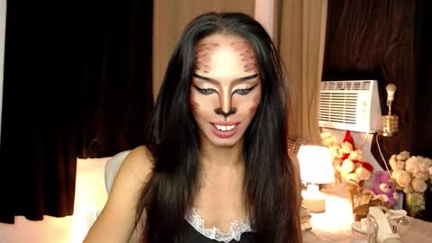 Snapshot of mikeyalawi03 chatting on 10-31-25, 11:22 Mistress MikeyAlawi online show from 10-31-25, 11:22