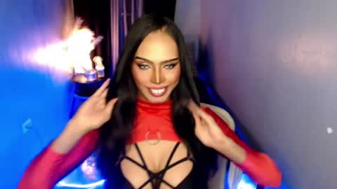 Mistress MikeyAlawi online show from 06-01-26, 06:15