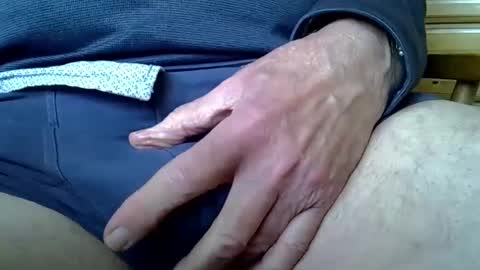 mikeybed online show from 01-22-25, 12:27