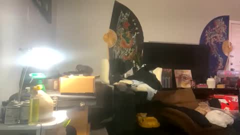 mikeyblunt online show from 12-16-25, 04:01