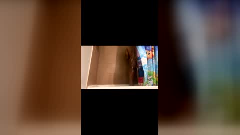 Snapshot of mikeyblunt chatting on 03-05-26, 12:23 mikeyblunt online show from 03-05-26, 12:23