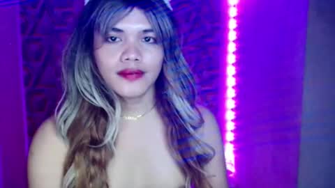 mikhay14139 online show from 11-14-25, 07:12