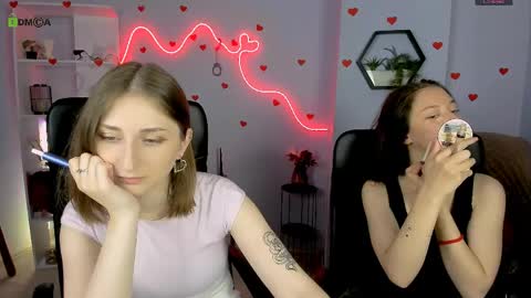 Snapshot of miki_nikki chatting on 05-19-26, 05:58 Miki online show from 05-19-26, 05:58