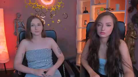 Snapshot of miki_nikki chatting on 07-09-26, 05:44 Miki online show from 07-09-26, 05:44