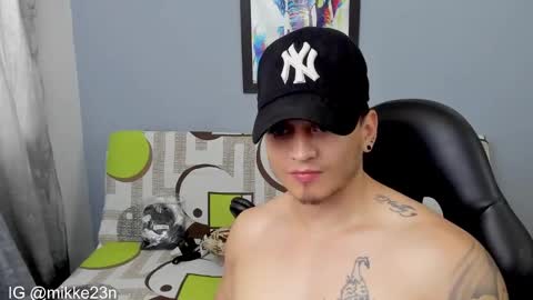 Snapshot of mikke_love chatting on 02-07-25, 04:35 MIKKE online show from 02-07-25, 04:35