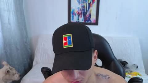 Snapshot of mikke_love chatting on 11-14-25, 03:11 MIKKE online show from 11-14-25, 03:11