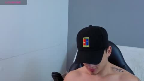 Snapshot of mikke_love chatting on 02-02-26, 02:05 MIKKE online show from 02-02-26, 02:05