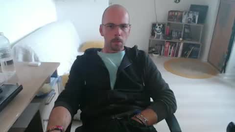 mikmik91 online show from 09-10-25, 01:00