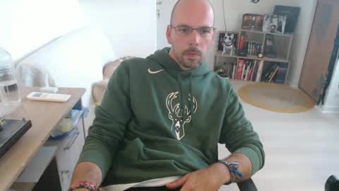 mikmik91 online show from 09-12-25, 08:58