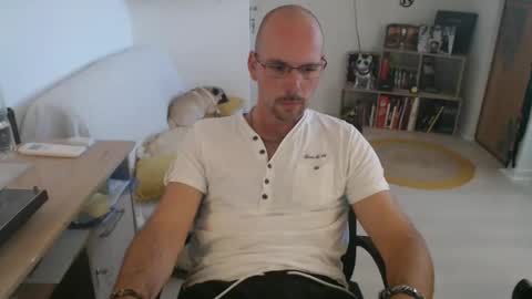 mikmik91 online show from 09-18-25, 02:41