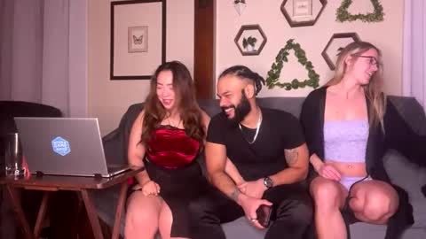 Miko Moon online show from 12-28-24, 05:02