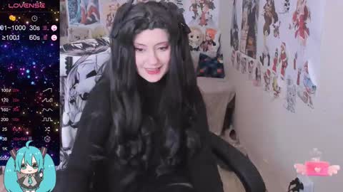 Snapshot of miku_bunny chatting on 02-23-25, 06:39 Miku online show from 02-23-25, 06:39