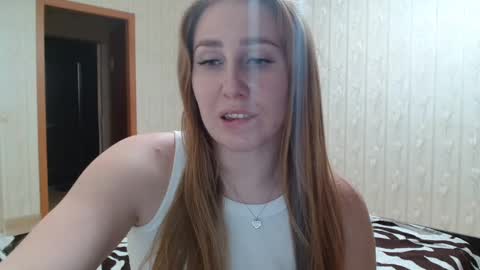 Snapshot of miku_sanders2 chatting on 12-13-24, 01:44 miku_sanders2 online show from 12-13-24, 01:44