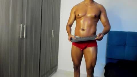 Snapshot of miky_xxx chatting on 10-16-25, 02:12 Miky online show from 10-16-25, 02:12